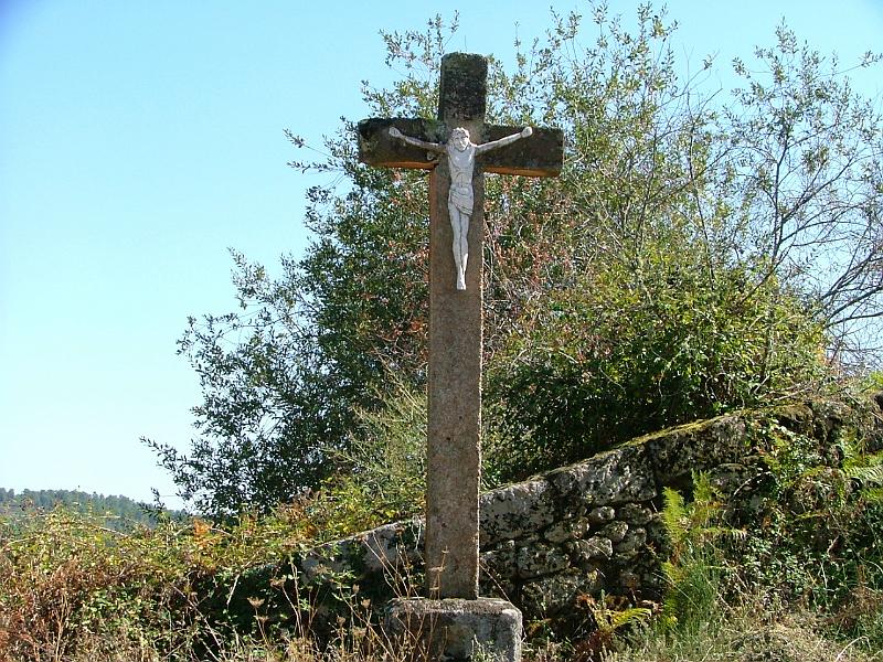 Cruzeiro-Caminho Valbenfeito.JPG